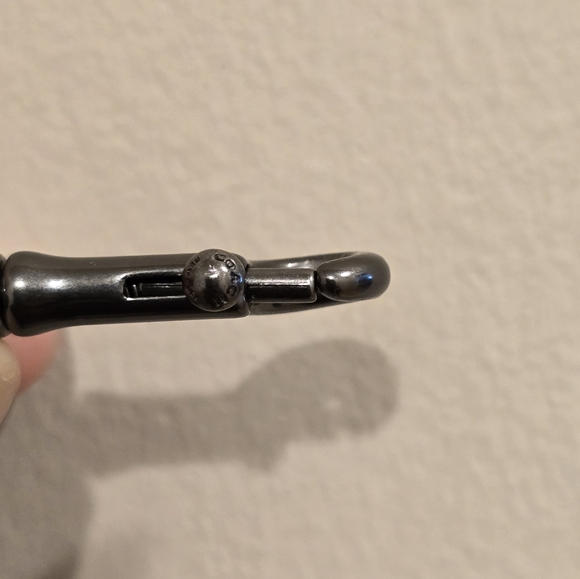 Coach detachable Wrist strap - Picture 7 of 9